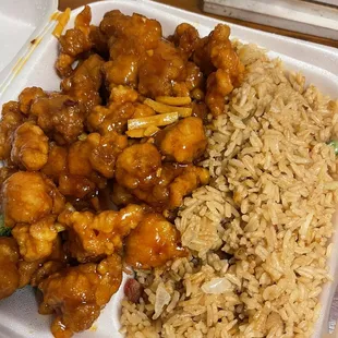 Orange chicken with orange peel