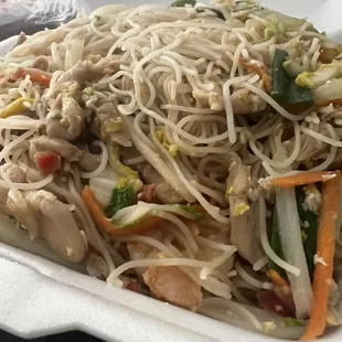 House Mei Fun (mostly funky chicken)