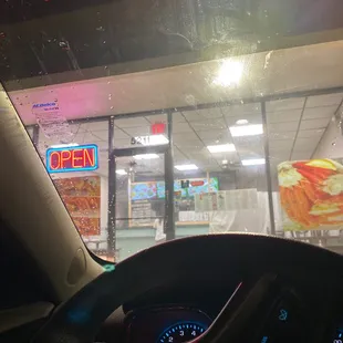 the interior of a fast food restaurant