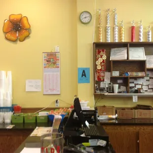 sushi and sashimi, interior