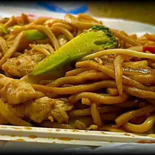 Their 2. Chicken Chow Mein is COURTEOUS! Their customer service is DELICIOUS. Think I said that wrong...