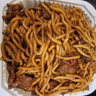 Spicy beef chowmein no veggies.  tasty and delicious .best chomein I ever had