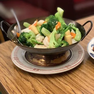 ramen, ramen and noodles, noodle soup, noodle dish, food, noodles