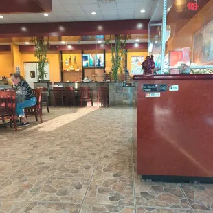 sushi and sashimi, interior