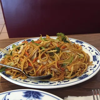 Chicken Lo Mein
