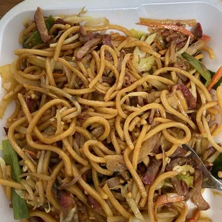 BBQ Pork Lo Mein