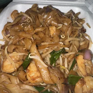 Shrimp Chow Fun Tray