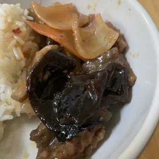 Beef in Hot Garlic Sauce