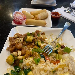 Vegetarian Egg Roll 4 Pcs