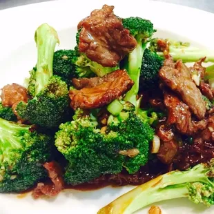 60. Beef With Broccoli