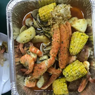 Snow crab legs, shrimp, clams, potatoes and corn!!!