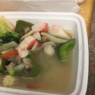 I ordered the most expensive dish of Seafood Delight and only got a few pieces of seafood plus the thinnest and worst lobster sauce I ever