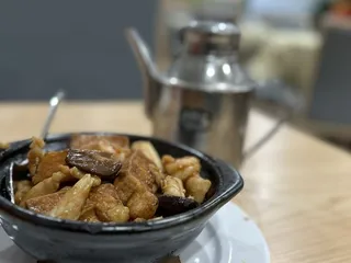 Hay Yue Restaurant
