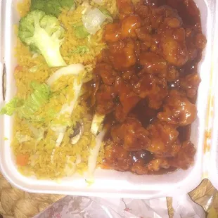 general tso chicken lunch special