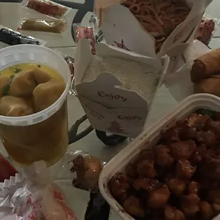 a table full of food and drinks