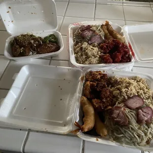 Fried rice, fried noodles, salt and pepper wings, sweet and spicy poke, orange chicken. Yummy