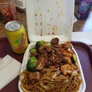 food, ramen and noodles