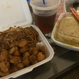 General Tso&apos;s Chicken and Singapore Mei Fun and House made Cold Tea