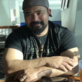 Manny R.