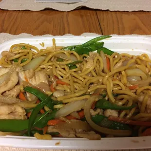 Chicken Lo Mein
