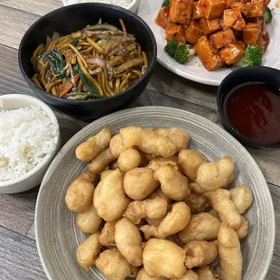 Sweet and sour chicken, side of veggie lomein, general tso tofu