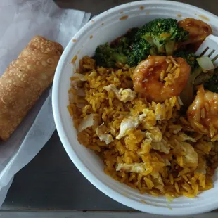 Shrimp &amp; broccoli lunch special, shrimp roll