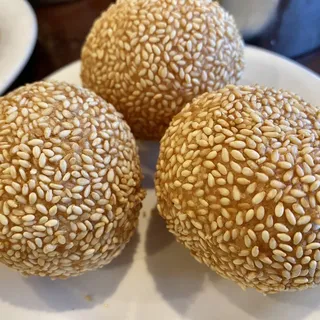 4. Sweet Rice Ball with Sesame