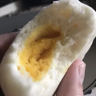 10. Steamed Cream Bow