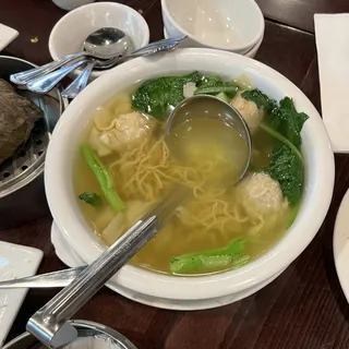 Wonton soup large