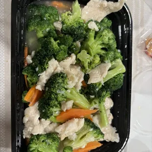 Chicken and brocolli Dinner combo