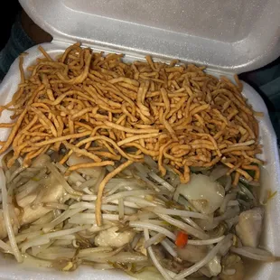 Chicken Lo Mein