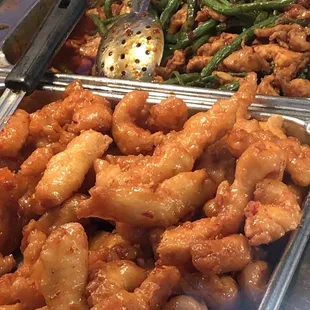 Spicy chicken, all white meat chicken tempura fried in a sweet spicy sauce... you won't be disappointed!
