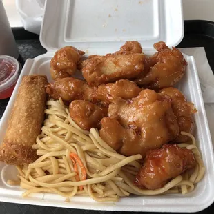 Spicy chicken, lo mein and egg roll! Delish!