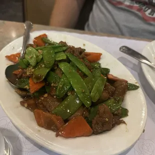 Snow Peas Beef