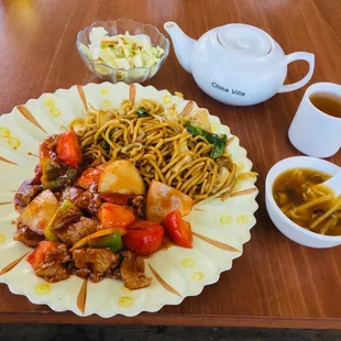 Tomato Beef (lunch option), comes with soup and salad