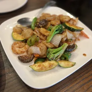 Shrimp &amp; Scallop in XO sauce 8/10