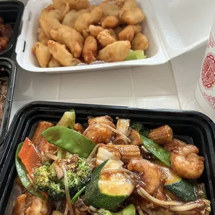 Stir fry shrimp &amp; sweet and sour chicken