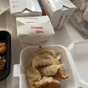 Pot stickers