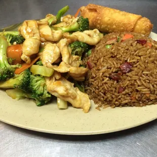 Chicken broccoli dinner combo