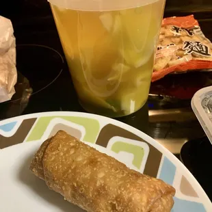 Egg roll and large wonton soup