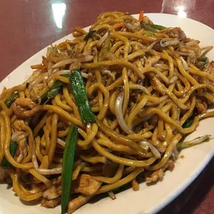 Chicken lo mein