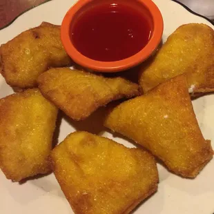 Crab Rangoon- not the best. Served with that sticky sweet/sour sauce and the irregular folding drives me crazy.