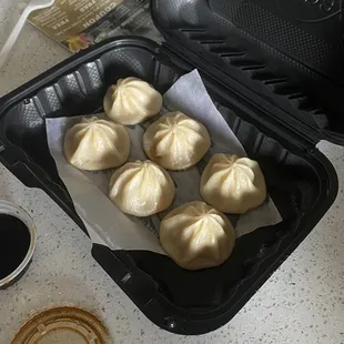 Soup dumplings