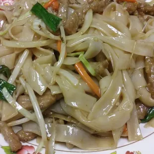 Beef chow fun
