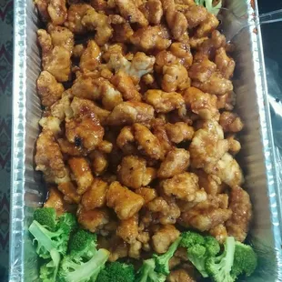 chicken wings and fried chicken, fried chicken, chicken, chicken wings, bbq wings, bbq chicken, fried chicken wings, poultry, food