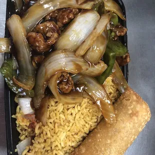 Combination Platter: Pepper Steak w Onions