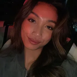 Alexxis Q.