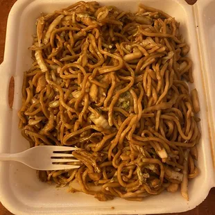 31. Chicken Lo Mein(L)