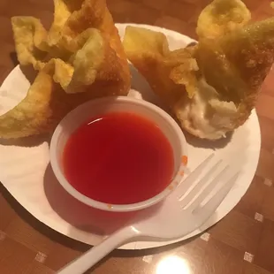 Their crab Rangoon is large and in charge! Delicious!