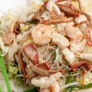 House Special Meifun (Chicken, Shrimp, &amp; Pork)